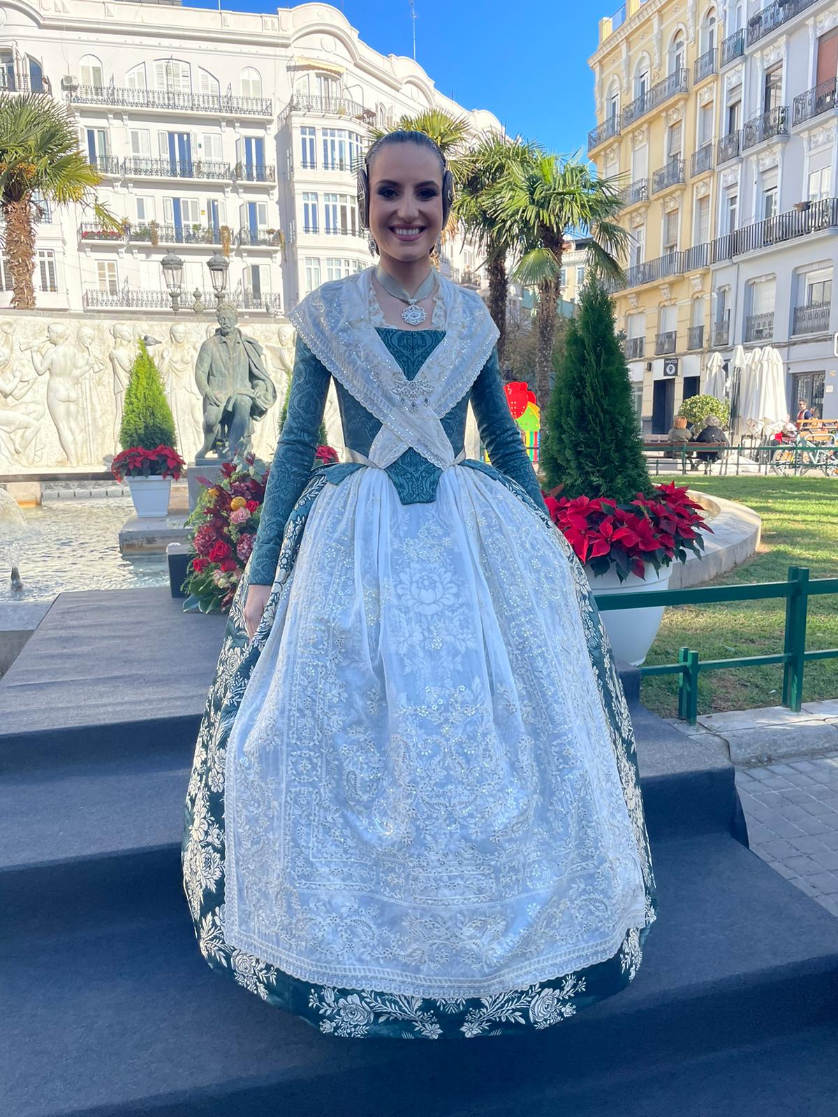 Manteletas de fallera Artesanía Viana