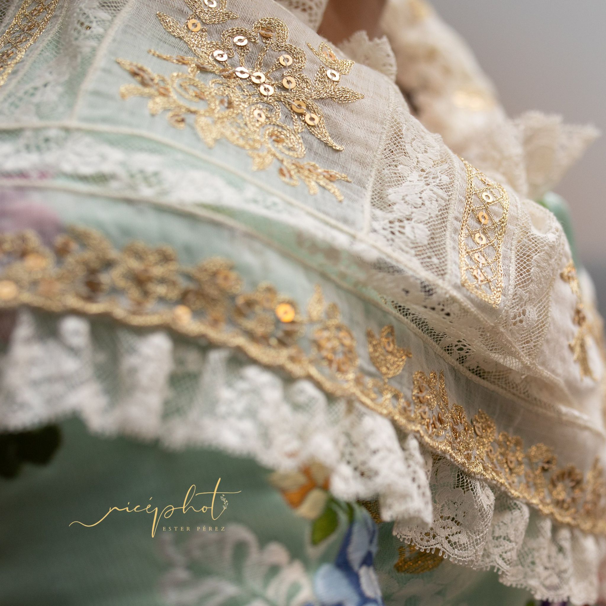 manteletas de fallera Artesanía Viana 