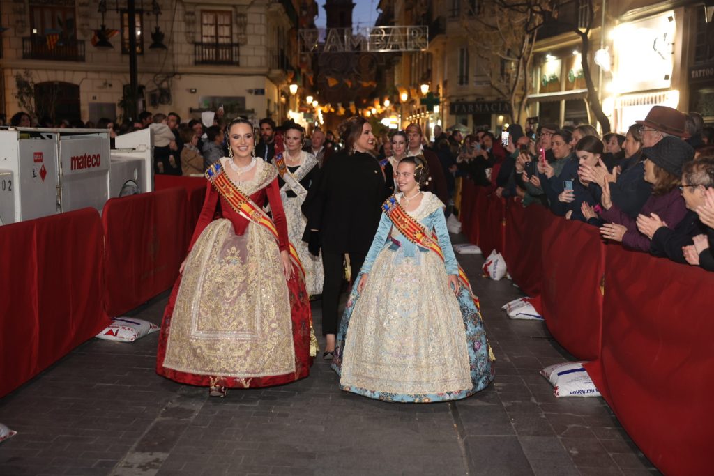 Manteletas de fallera Artesanía Viana