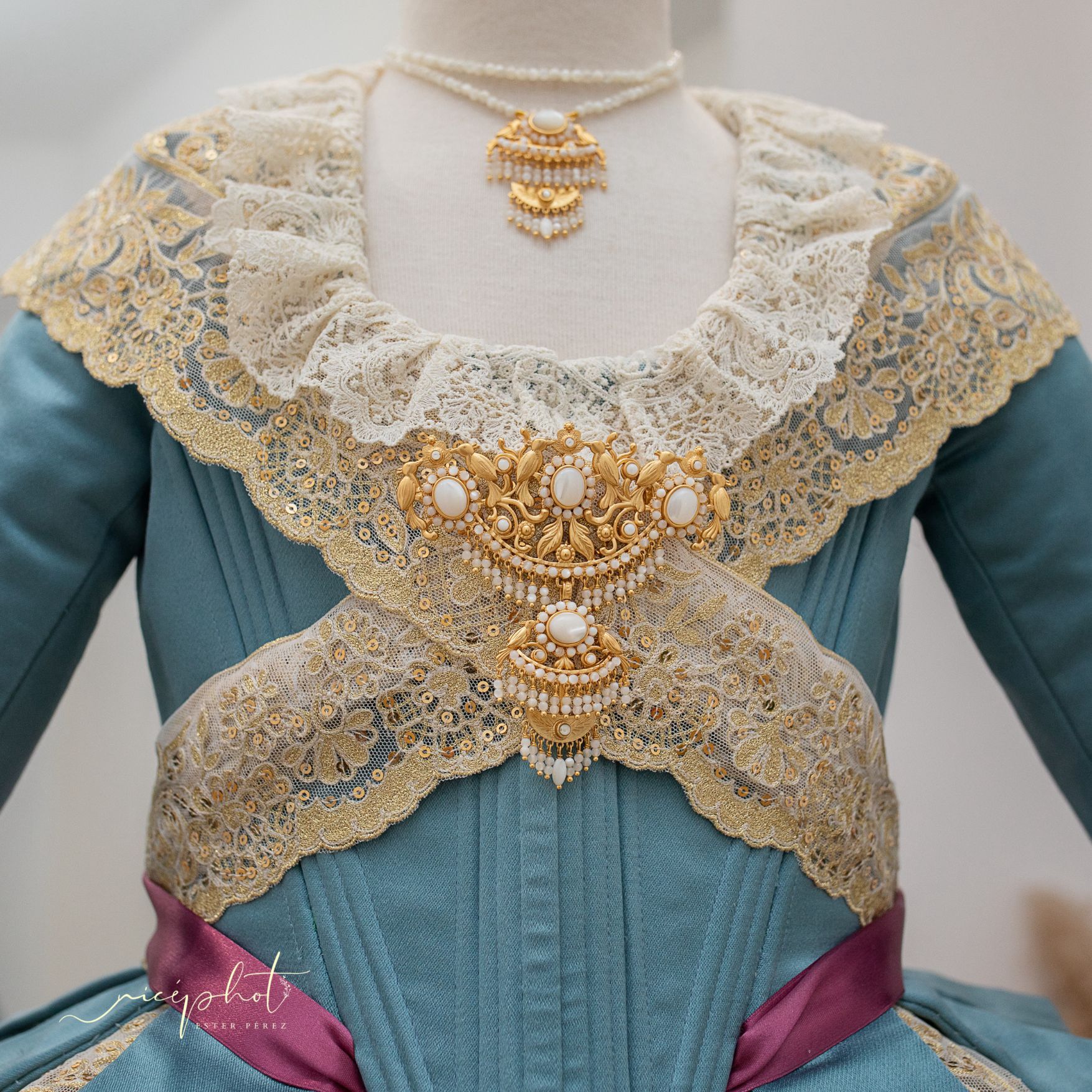 Artesanía Viana Manteletas de fallera