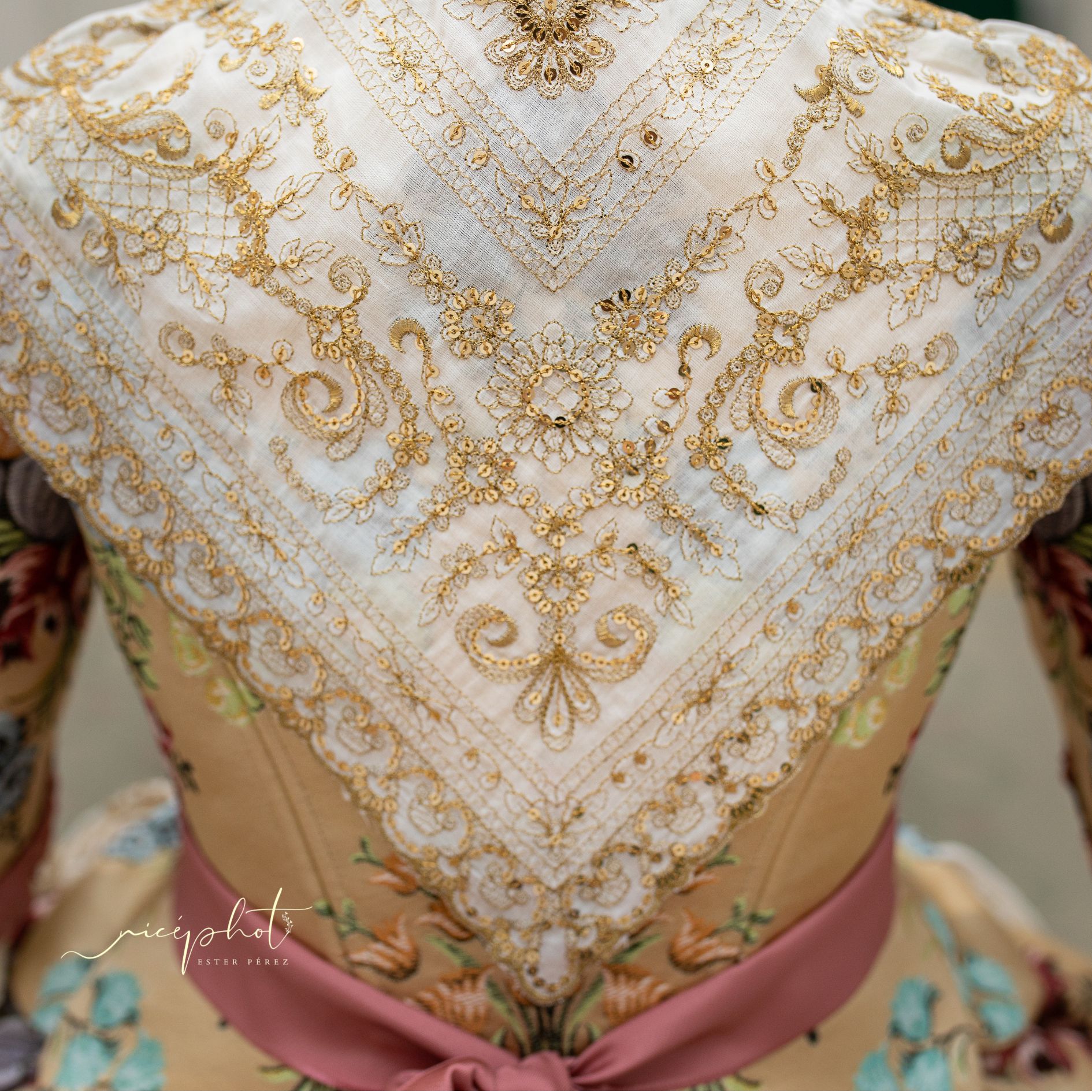 manteletas de fallera Artesanía Viana