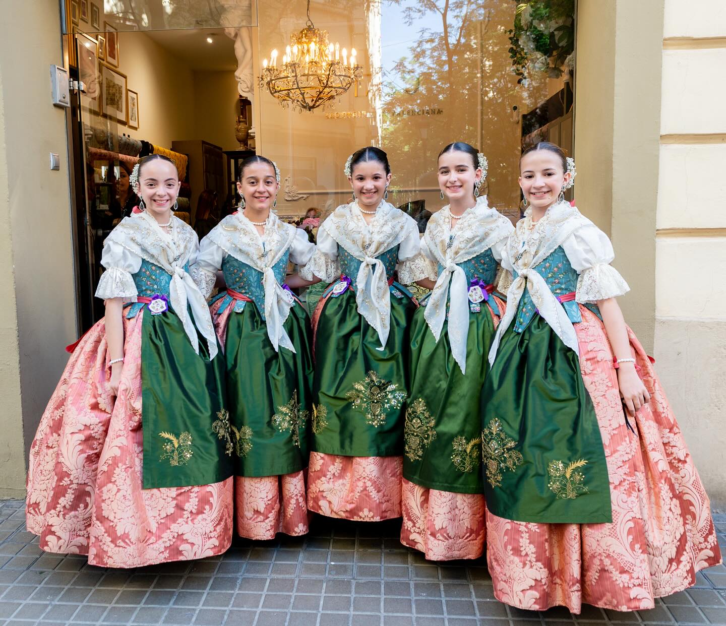 manteletas de fallera Artesanía Viana