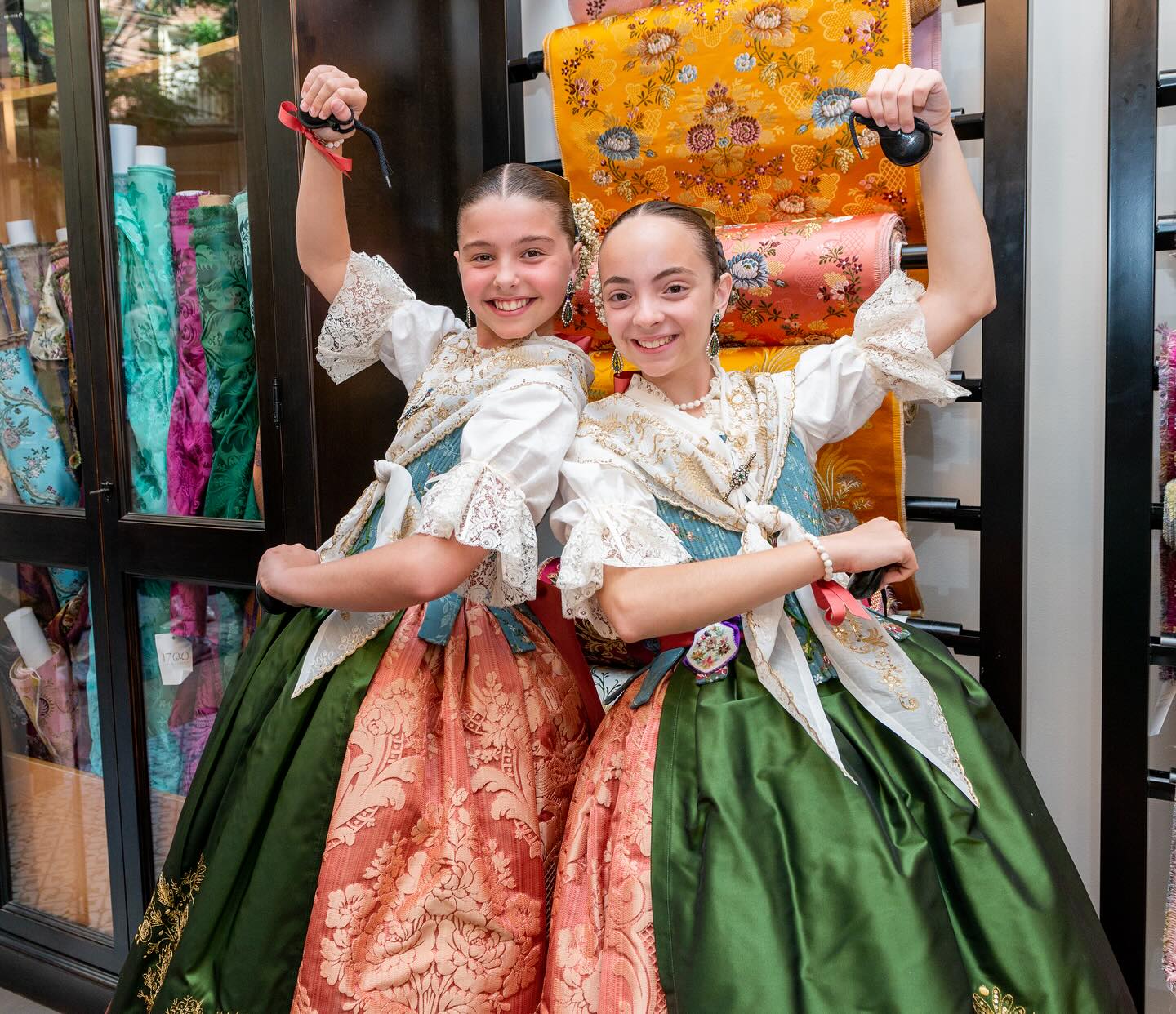 manteletas de fallera Artesanía Viana