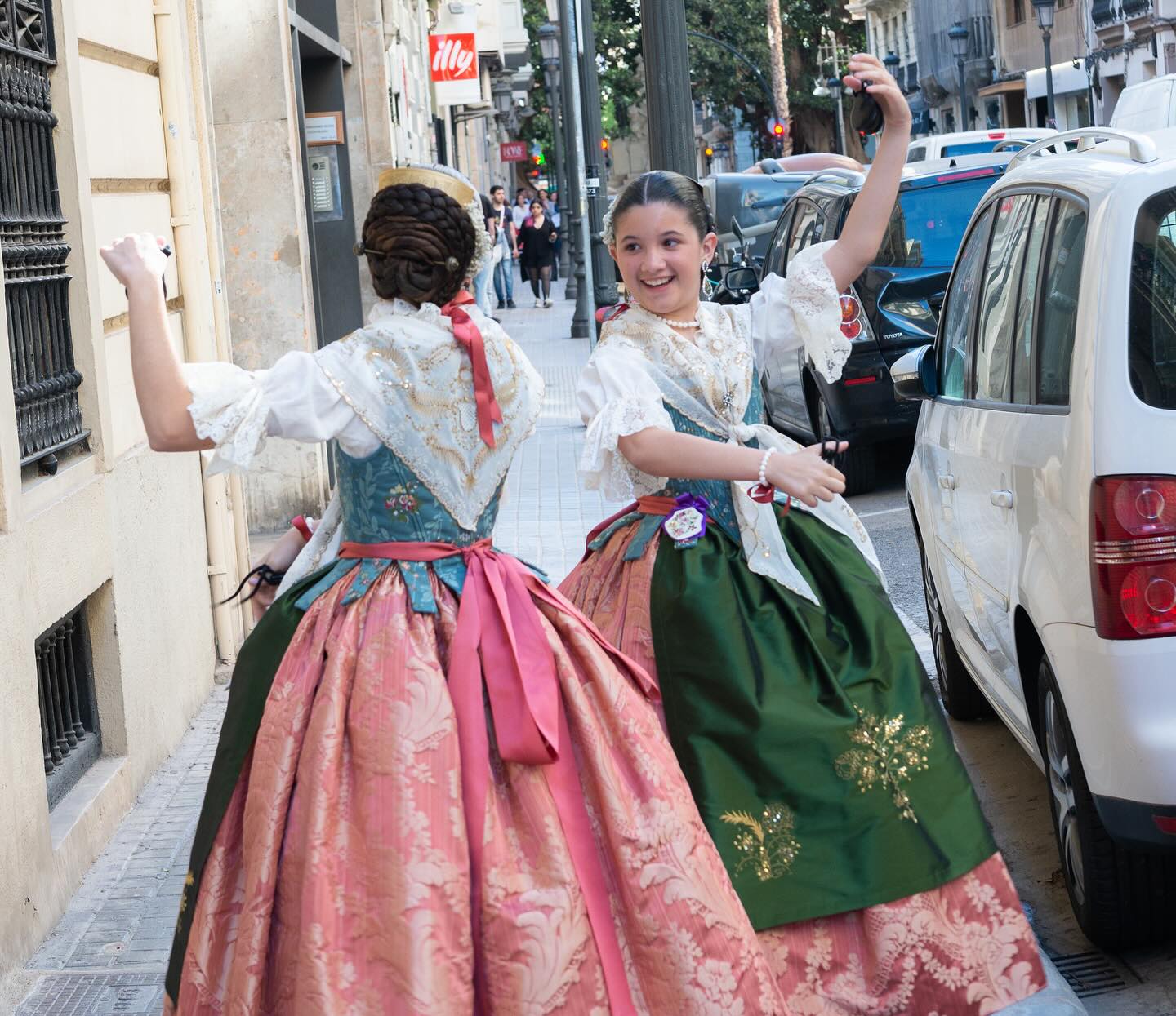 manteletas de fallera Artesanía Viana