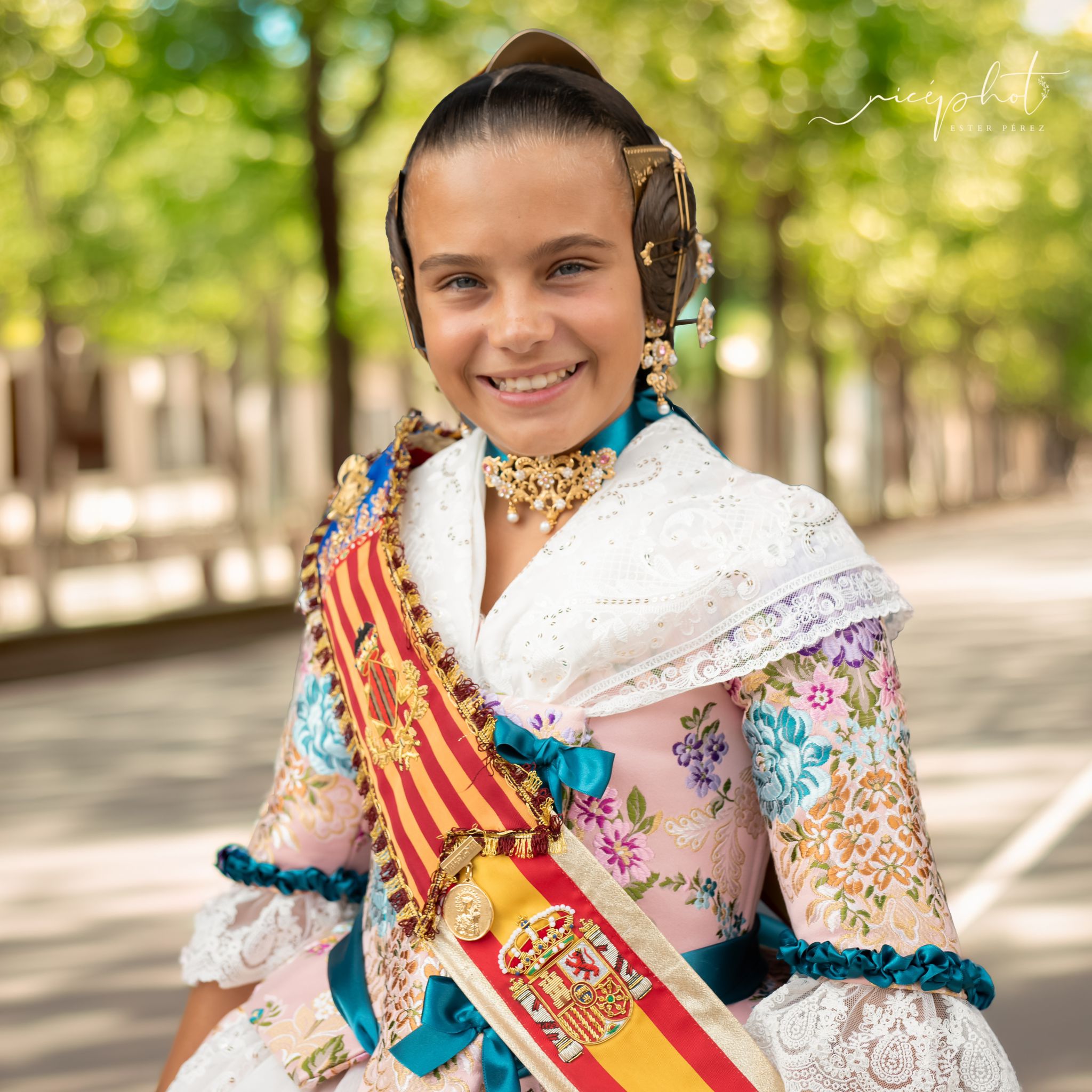 manteletas de Fallera Artesanía Viana