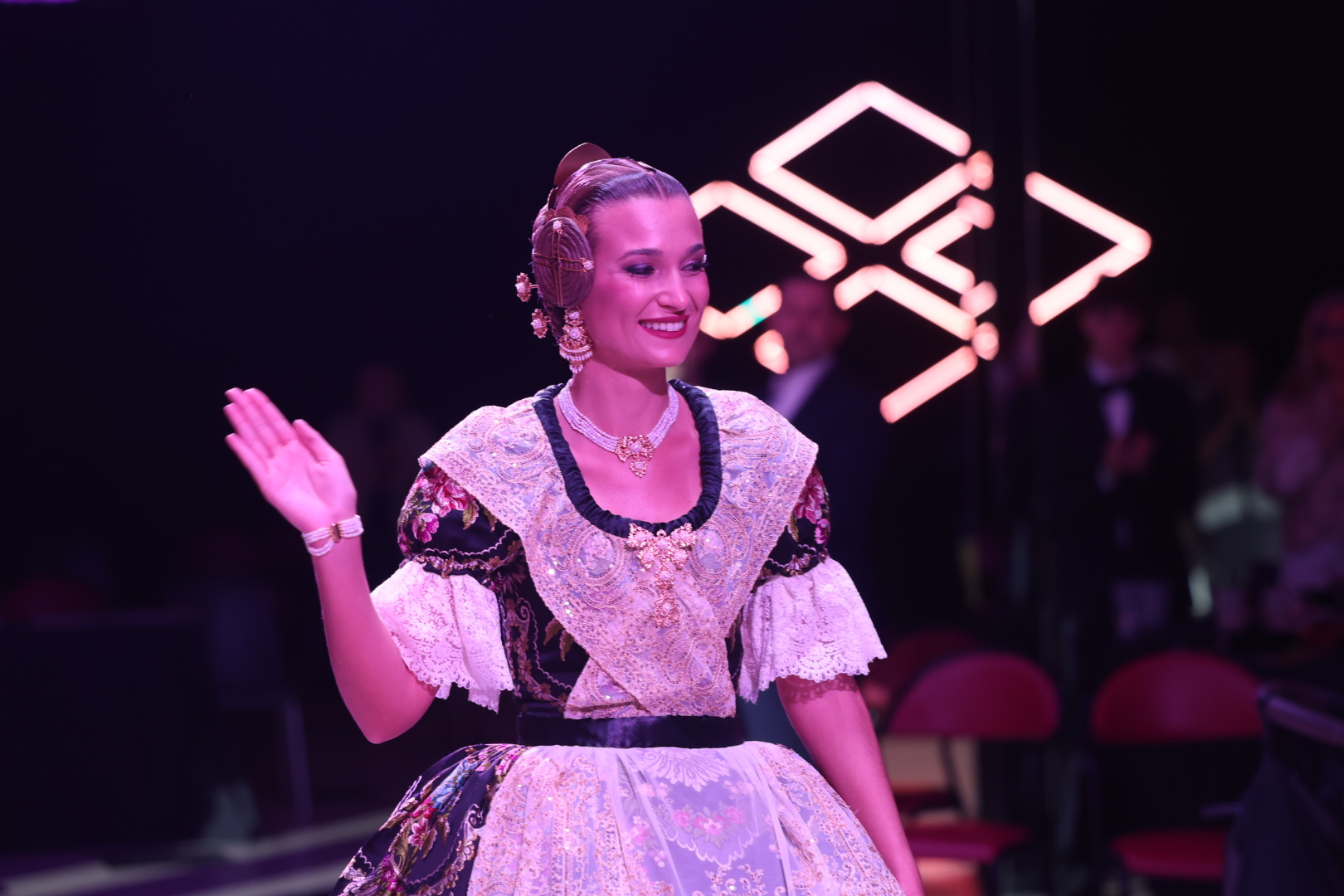 manteletas de fallera Artesanñia Viana