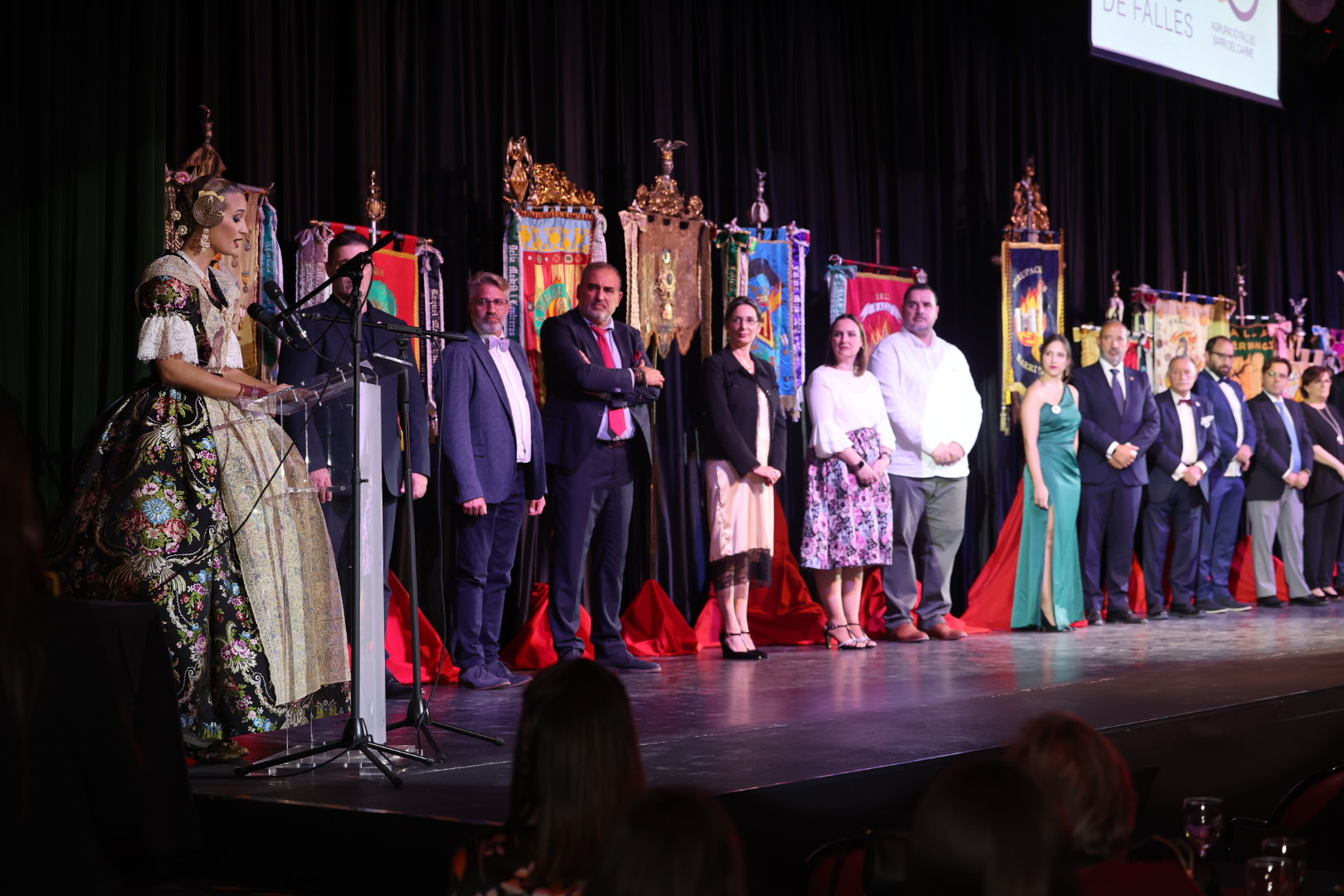 manteletas de fallera Artesanñia Viana