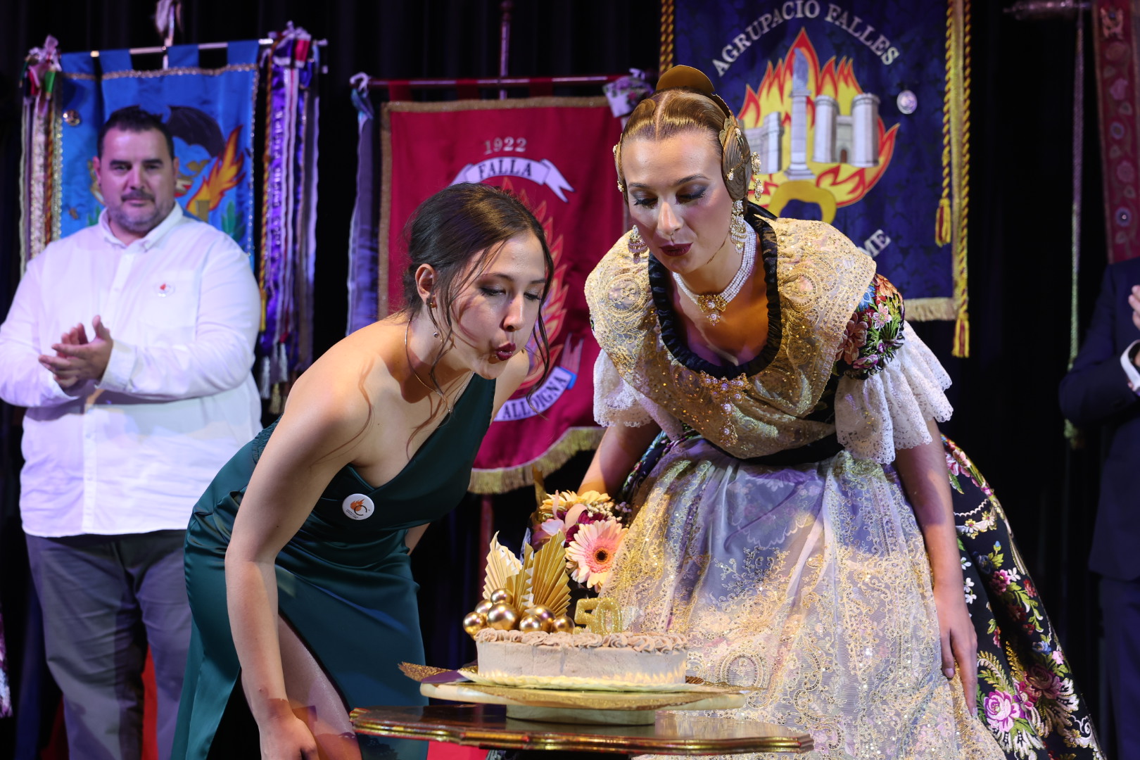 manteletas de fallera Artesanñia Viana