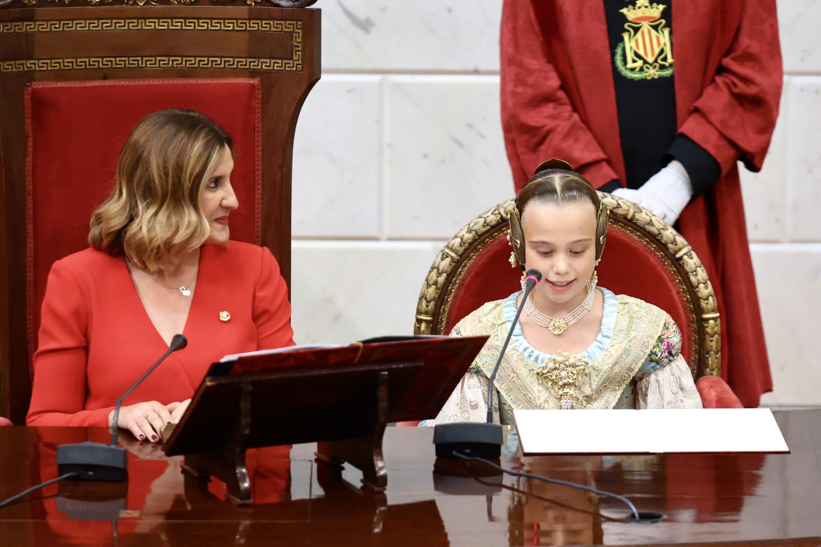 manteletas de fallera Artesanía Viana