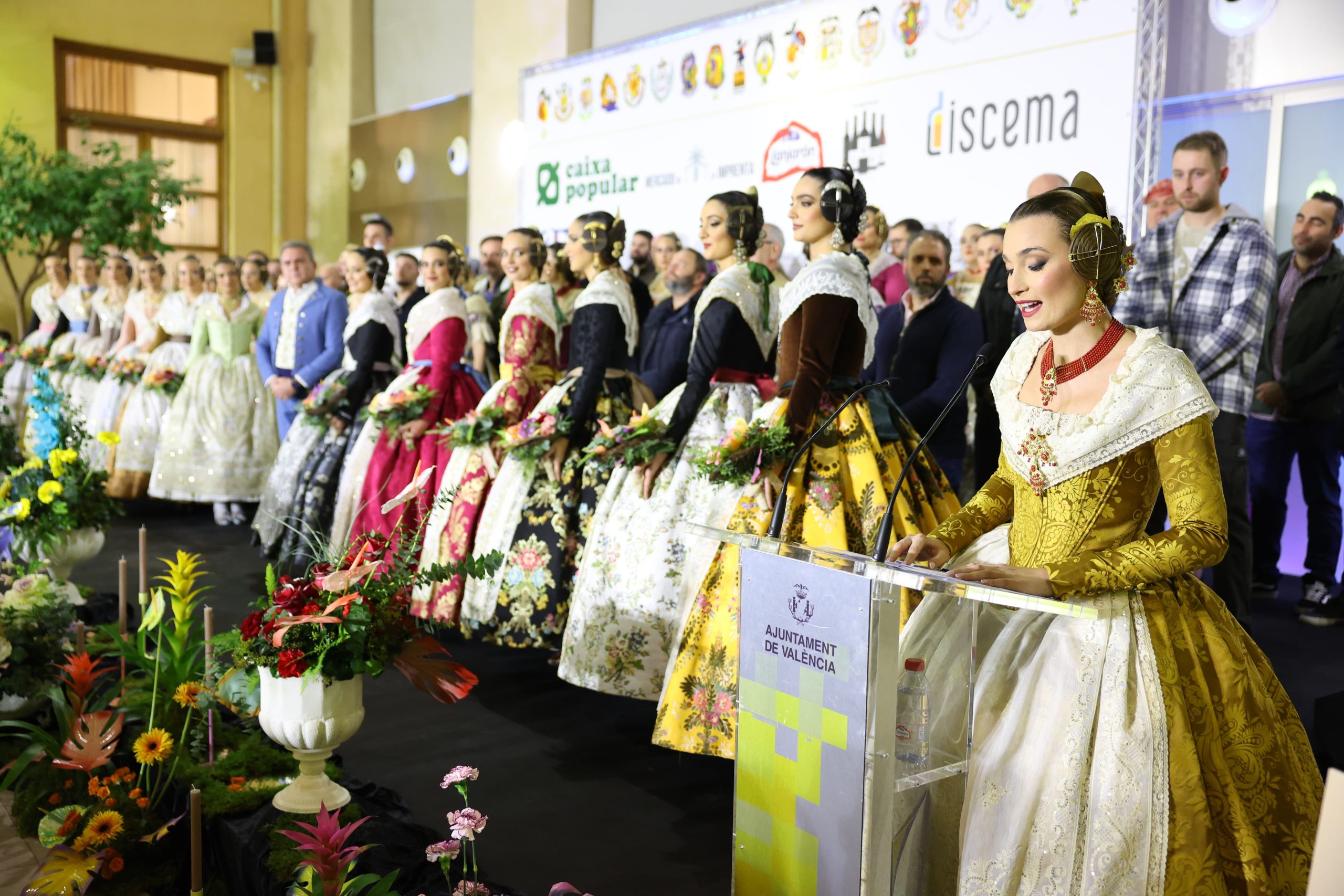 manteletas de fallera Artesania Viana