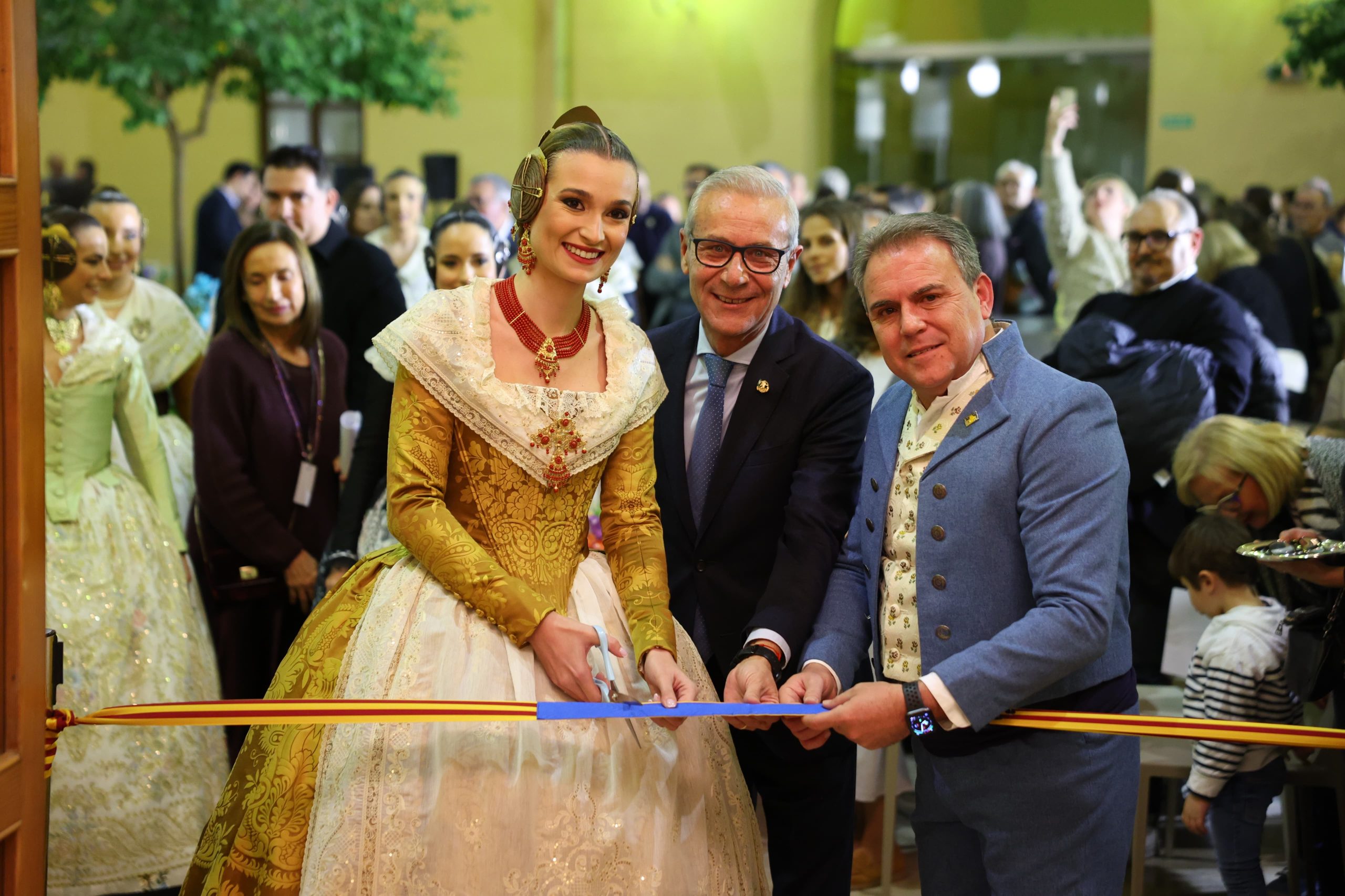 manteletas de fallera Artesania Viana