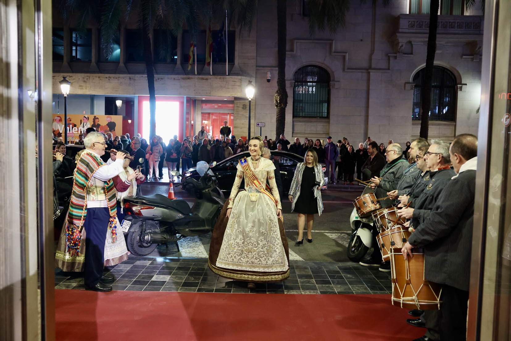 manteletas de fallera Artesanía Viana