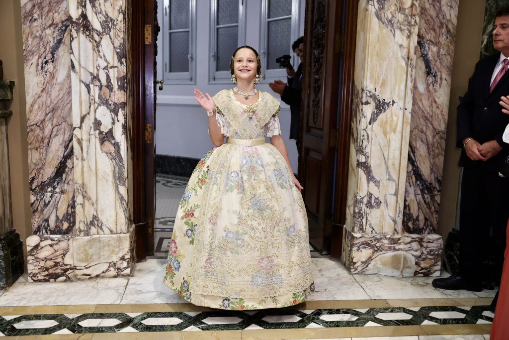 manteletas de fallera Artesania Viana