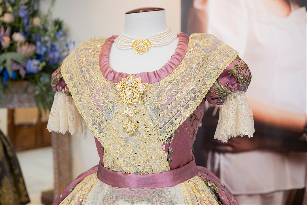 manteletas de fallera Artesanía Viana