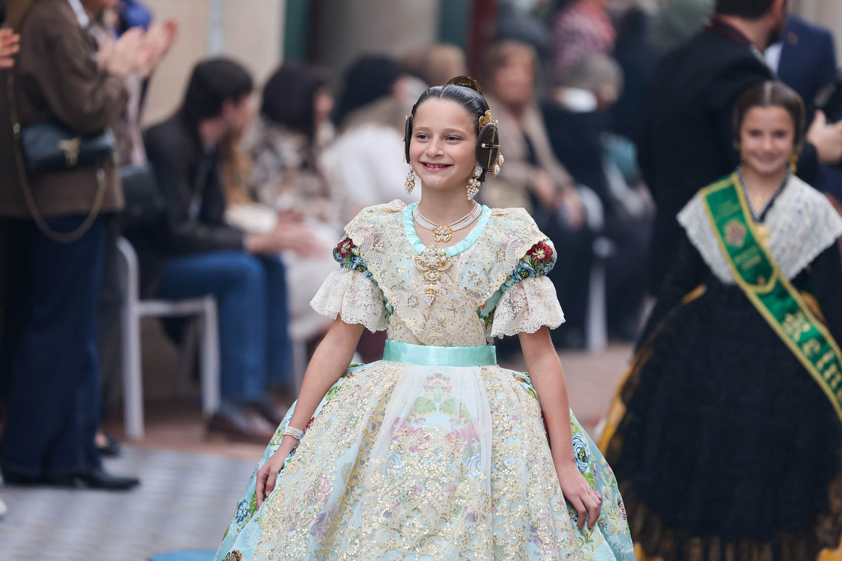 manteletas de fallera Artesanía Viana