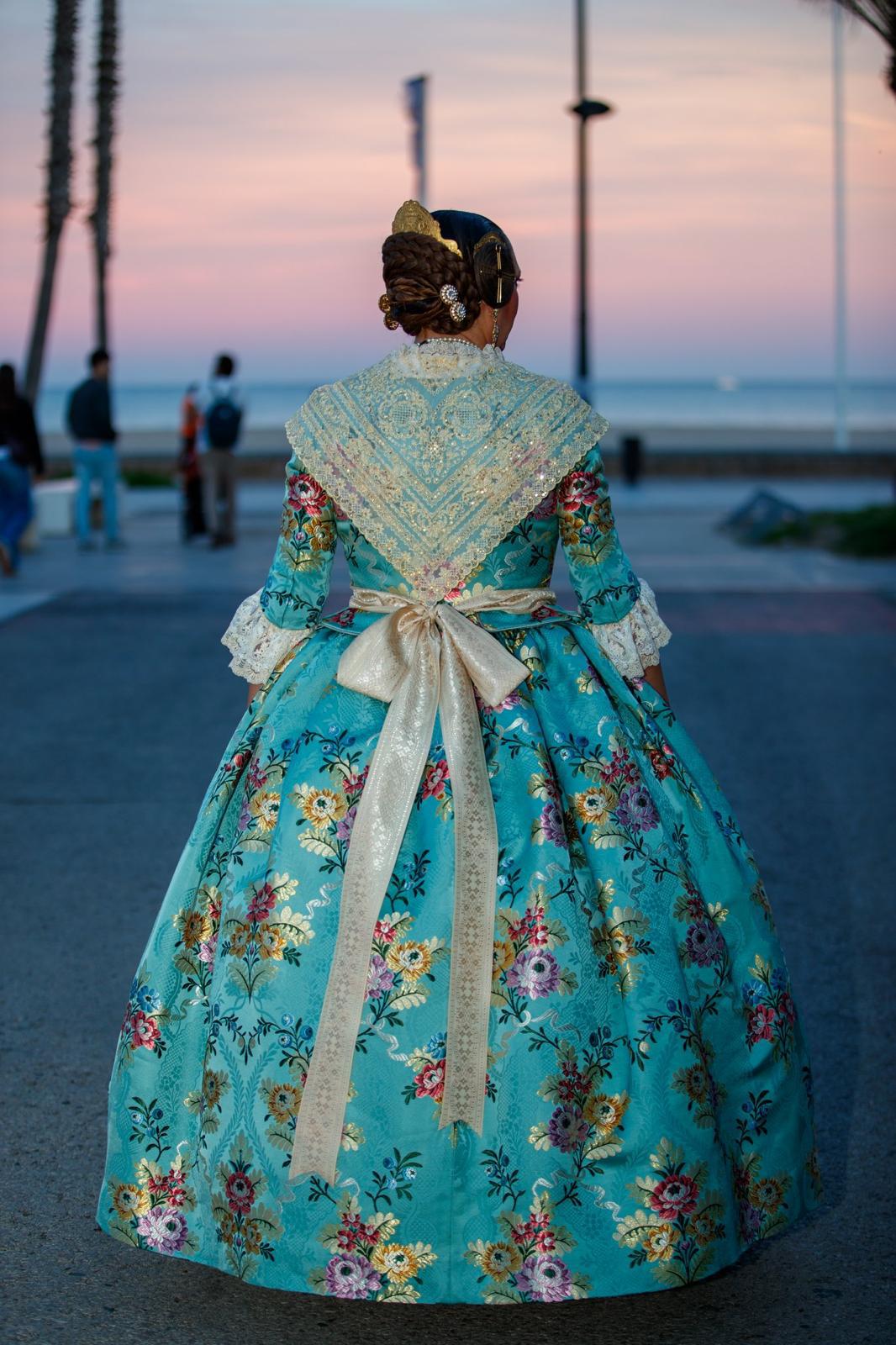 Manteletas de fallera Artesanía Viana