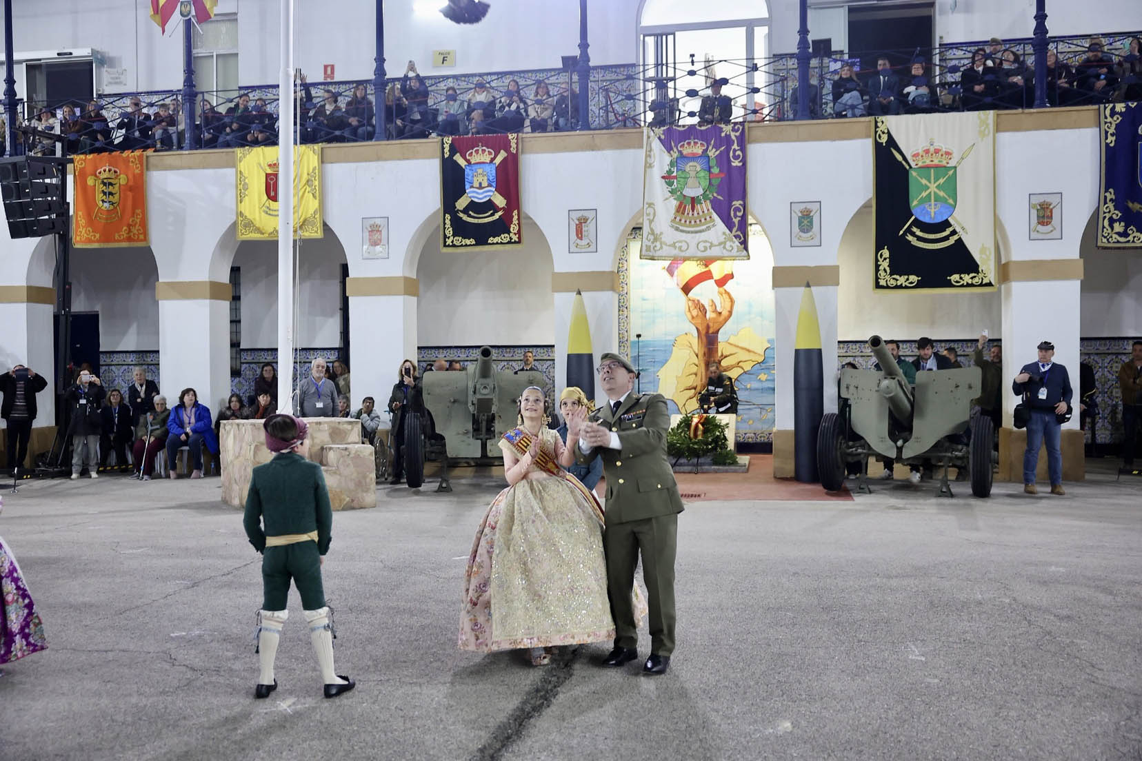 manteletas de fallera Artesanía Viana