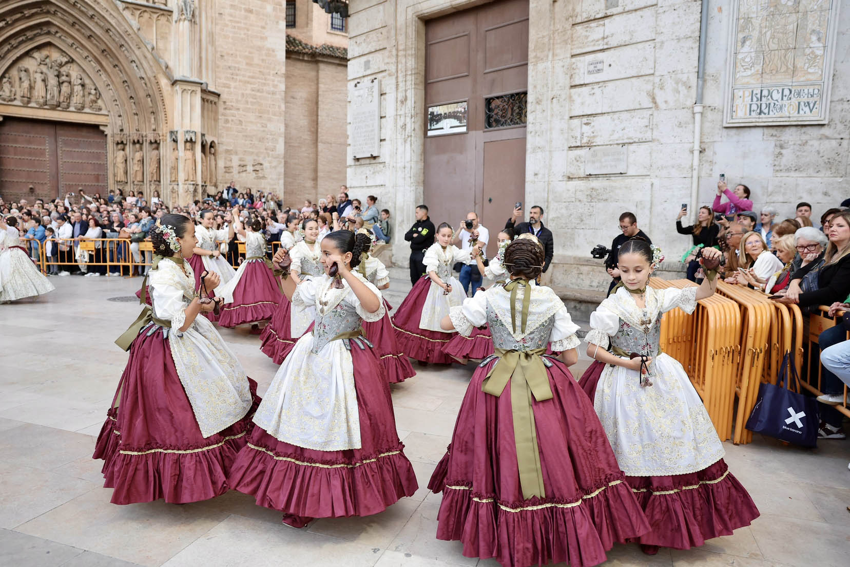 manteletas de fallera Artesania Viana